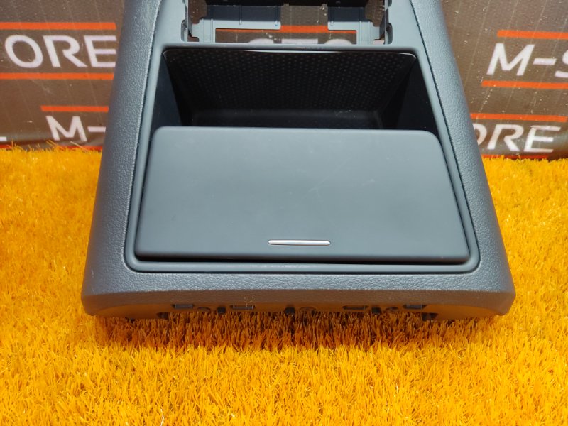 Консоль между сидений, 670 рублей, Красноярск