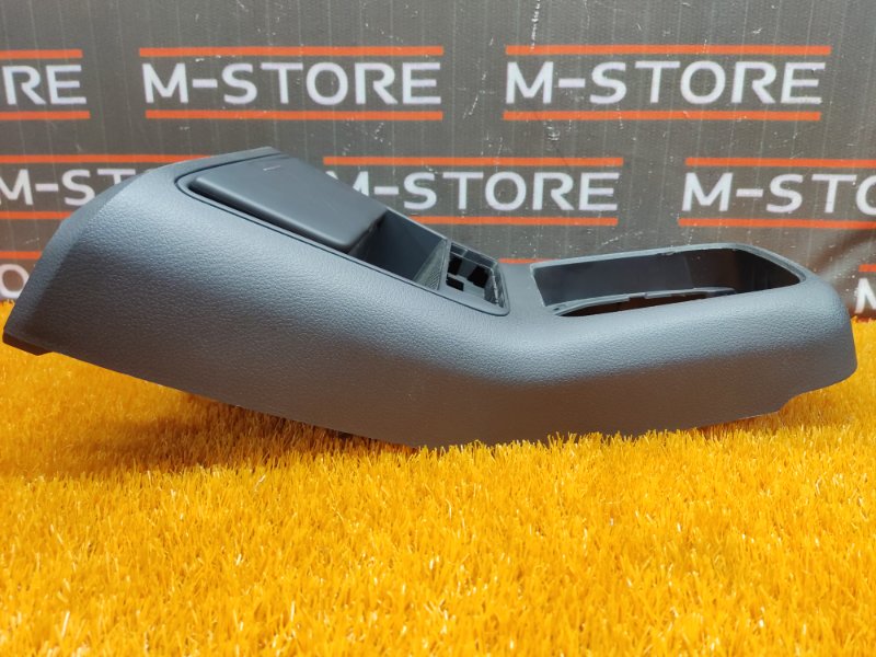 Консоль между сидений, 670 рублей, Красноярск