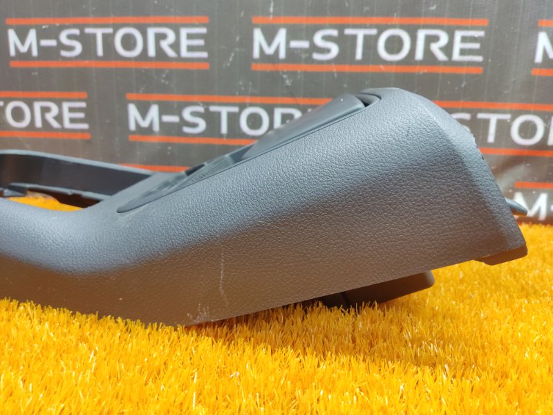 Консоль между сидений, 670 рублей, Красноярск