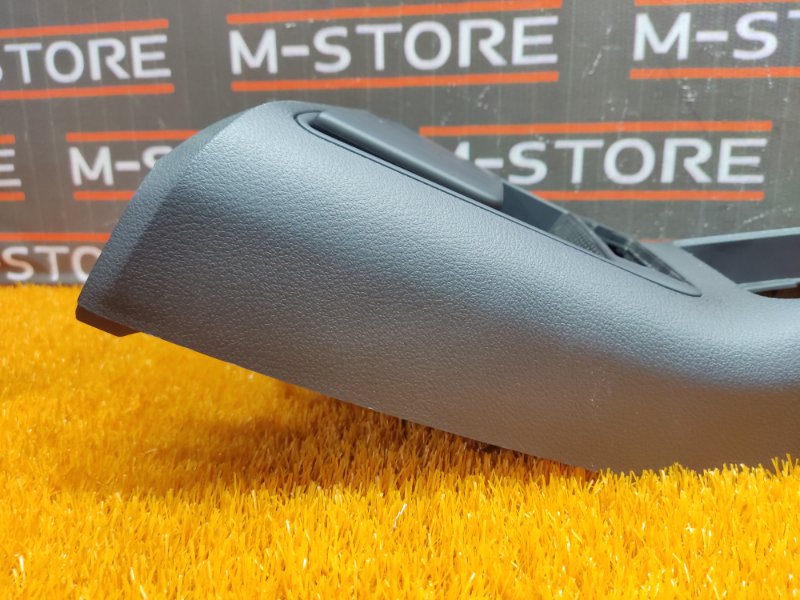 Консоль между сидений, 670 рублей, Красноярск