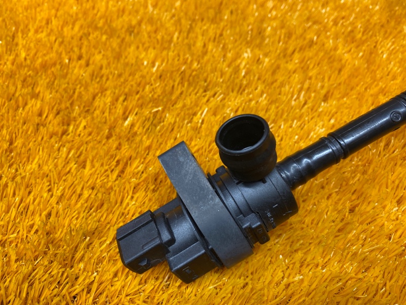 Клапан вентиляции топливного бака, 860 рублей, Красноярск