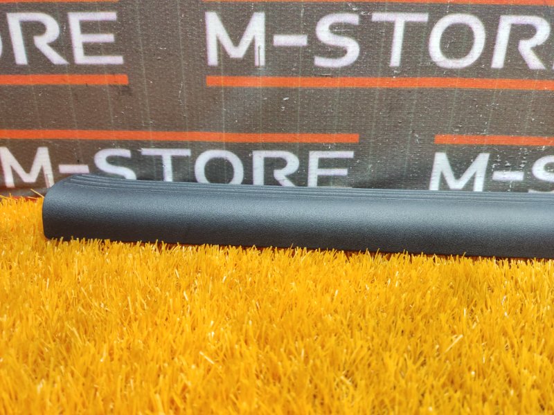 Накладка на порог салона, 300 рублей, Красноярск