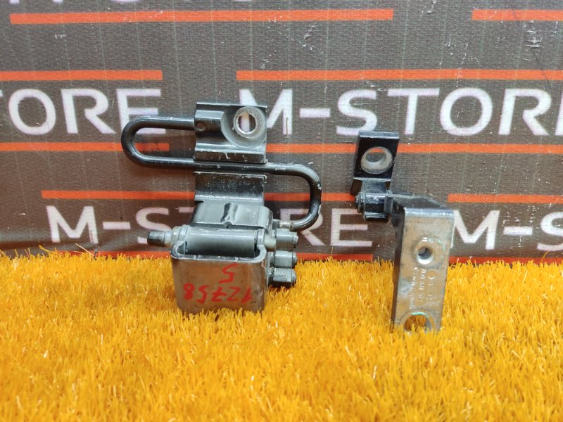 петля двери, 350 рублей, Красноярск