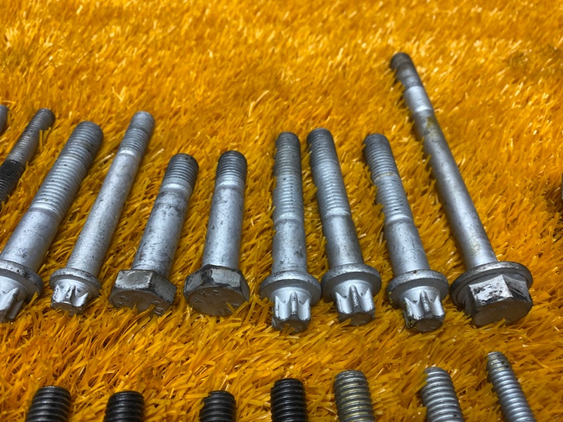 Болты и гайки ДВС, 930 рублей, Красноярск