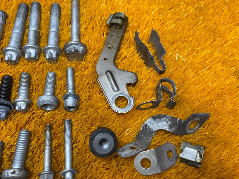 Болты и гайки ДВС, 930 рублей, Красноярск