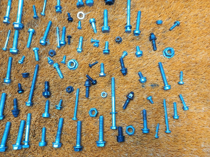 Болты и гайки ДВС, 930 рублей, Красноярск