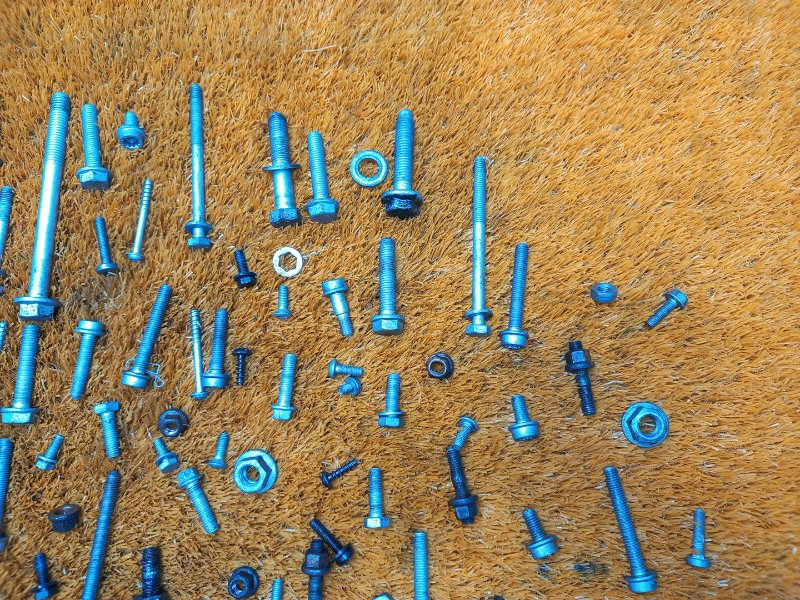 Болты и гайки ДВС, 930 рублей, Красноярск