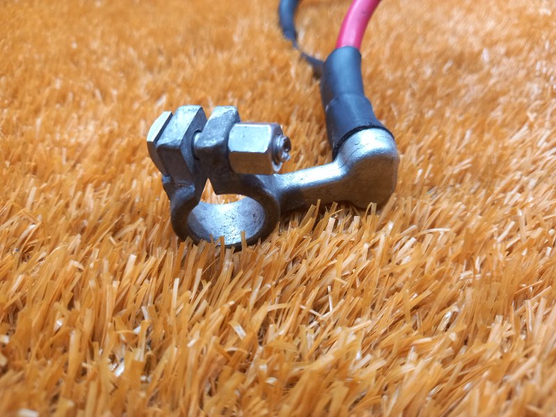 Клемма аккумулятора плюс, 500 рублей, Красноярск