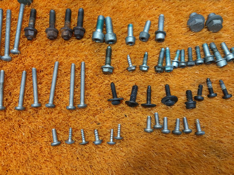 Болты и гайки ДВС, 750 рублей, Красноярск