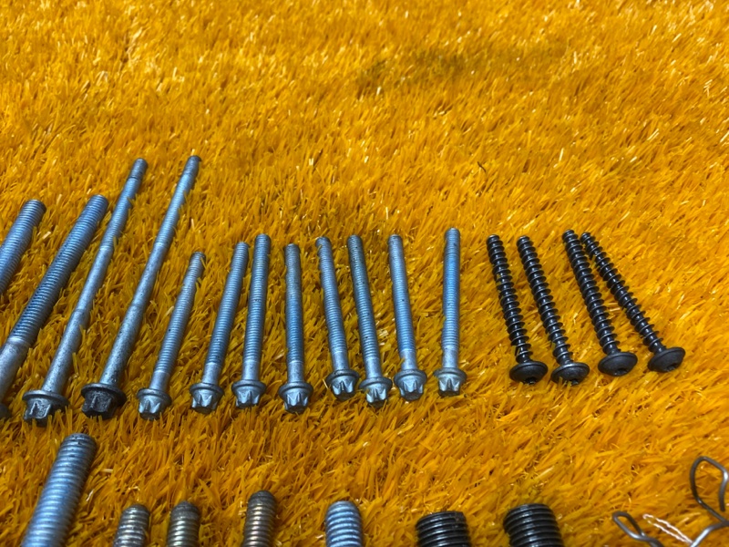 Болты и гайки ДВС, 810 рублей, Красноярск