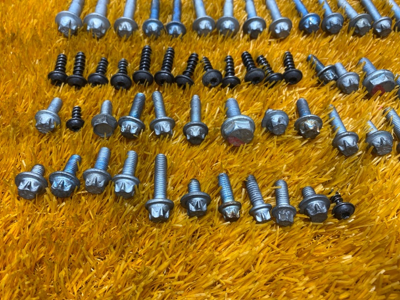 Болты и гайки ДВС, 810 рублей, Красноярск