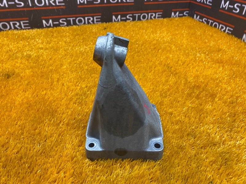 Кронштейн подушки двигателя, 630 рублей, Красноярск