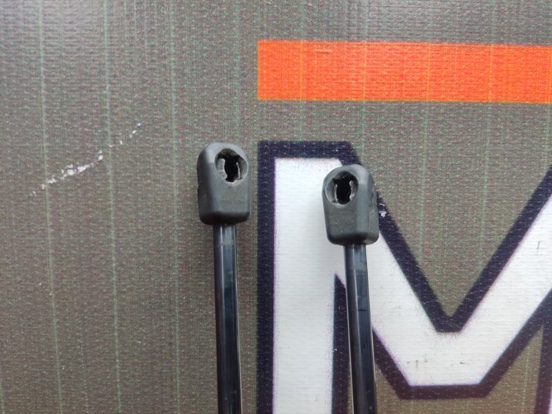 амортизатор багажника, 600 рублей, Красноярск