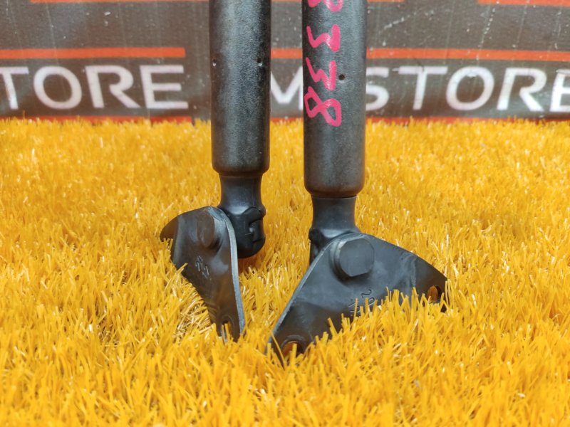 амортизатор багажника, 600 рублей, Красноярск