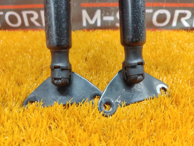 амортизатор багажника, 600 рублей, Красноярск