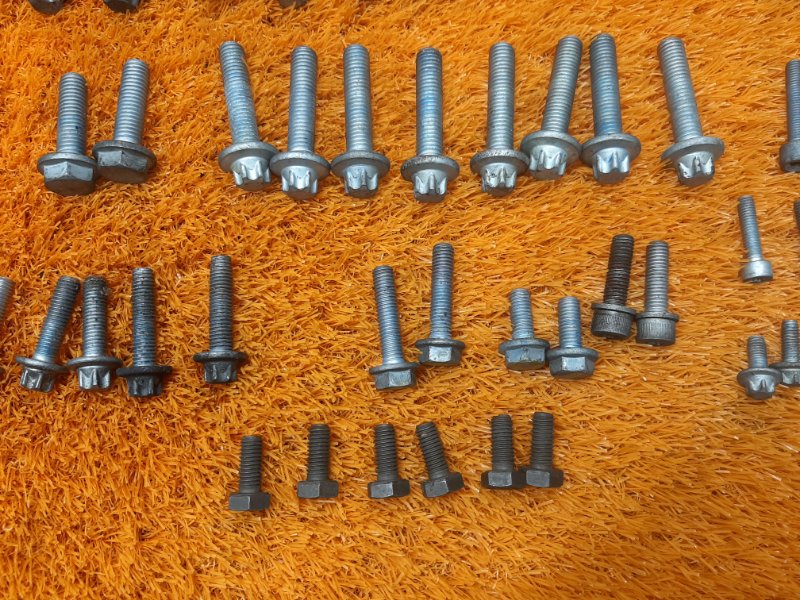 Болты и гайки ДВС, 930 рублей, Красноярск