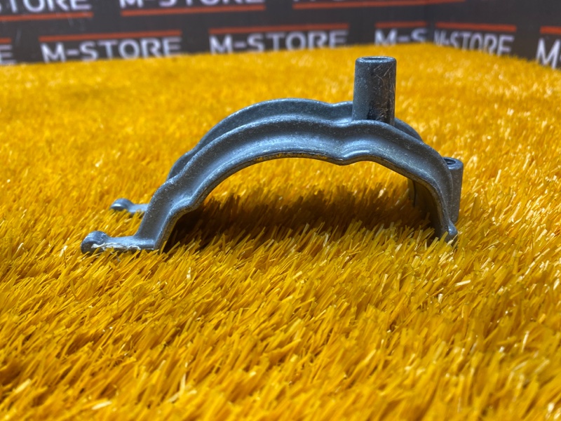 кронштейн насоса продувки катализатора, 200 рублей, Красноярск