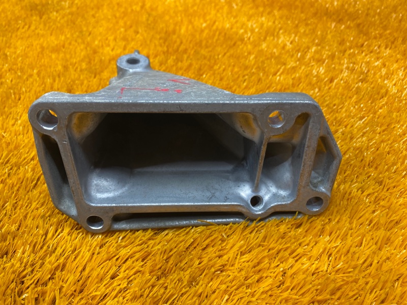 Кронштейн подушки двигателя, 340 рублей, Красноярск