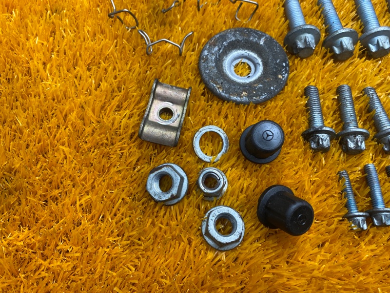 Болты и гайки ДВС, 930 рублей, Красноярск