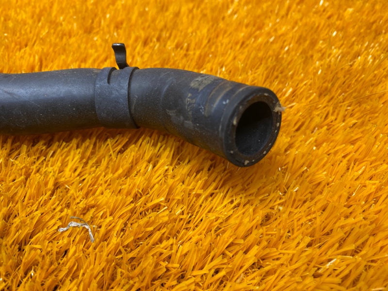 Патрубок системы охлаждения, 1000 рублей, Красноярск