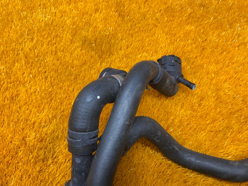 Патрубок системы охлаждения, 1000 рублей, Красноярск