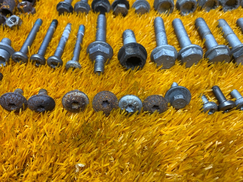 Болты и гайки ДВС, 750 рублей, Красноярск