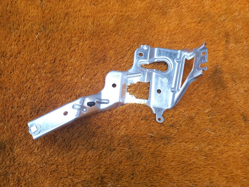 Кронштейн ручки двери, 300 рублей, Красноярск