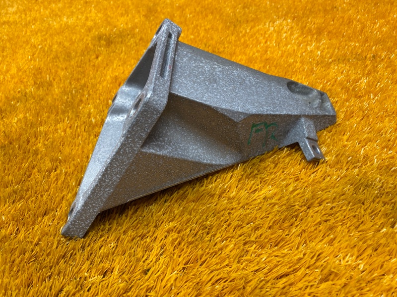 Кронштейн подушки двигателя, 810 рублей, Красноярск