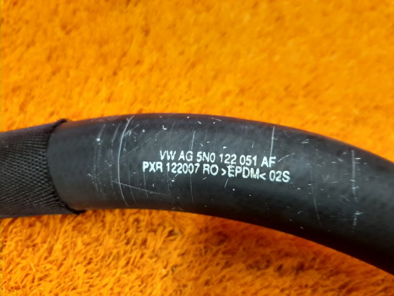 Патрубок радиатора нижний, 1000 рублей, Красноярск