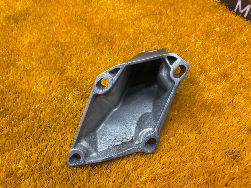 Кронштейн подушки двигателя, 810 рублей, Красноярск