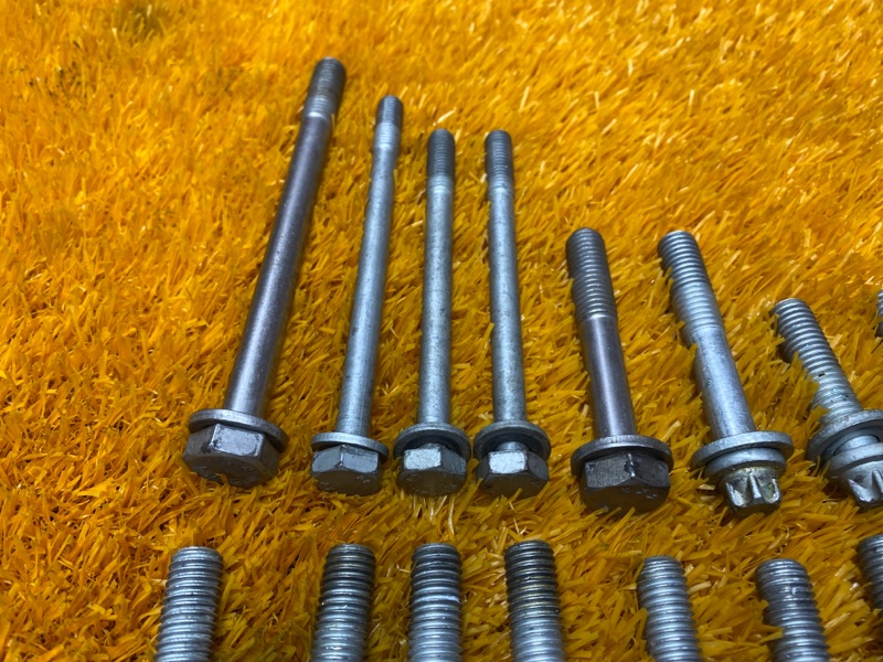 Болты и гайки ДВС, 930 рублей, Красноярск