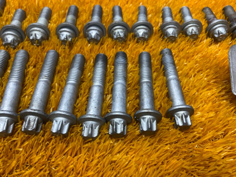 Болты и гайки ДВС, 930 рублей, Красноярск