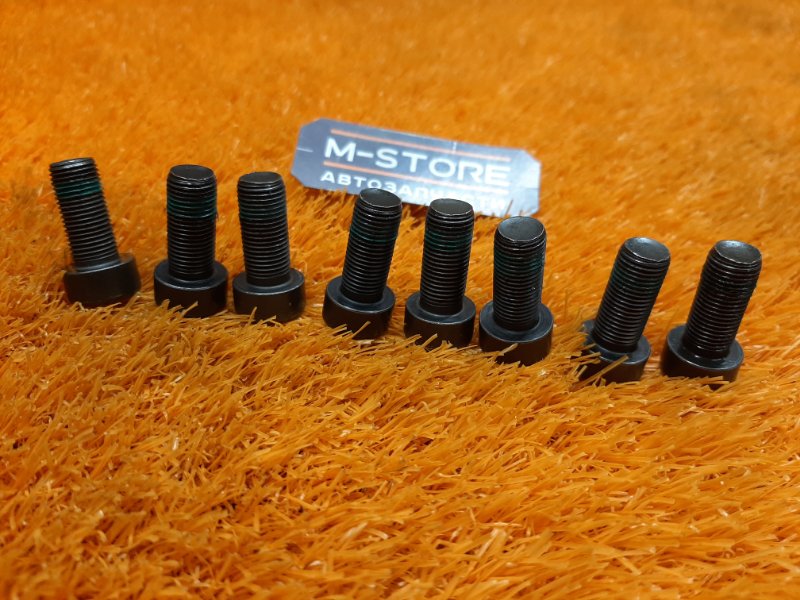 Болт маховика, 380 рублей, Красноярск