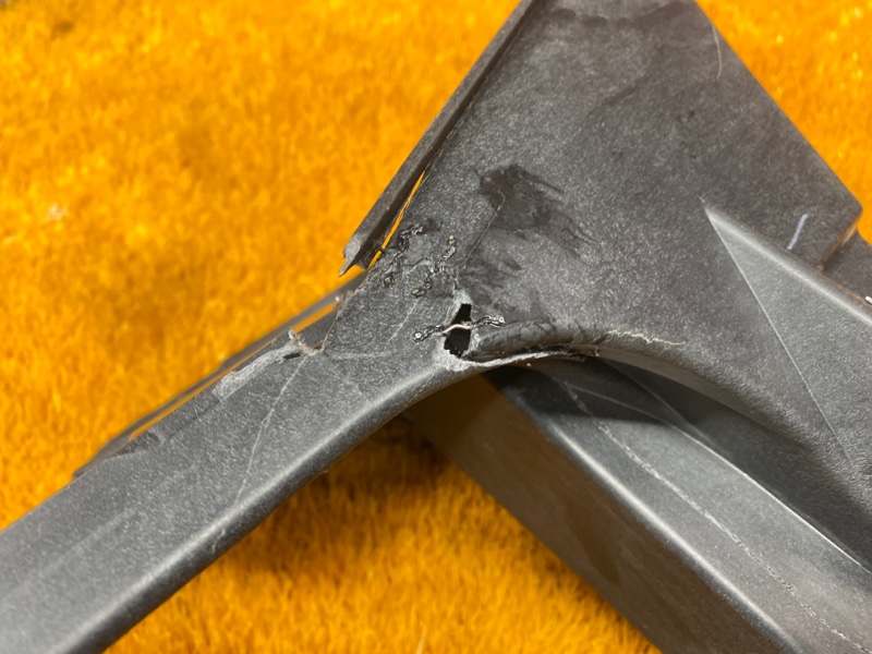 крепление крыла, 670 рублей, Красноярск