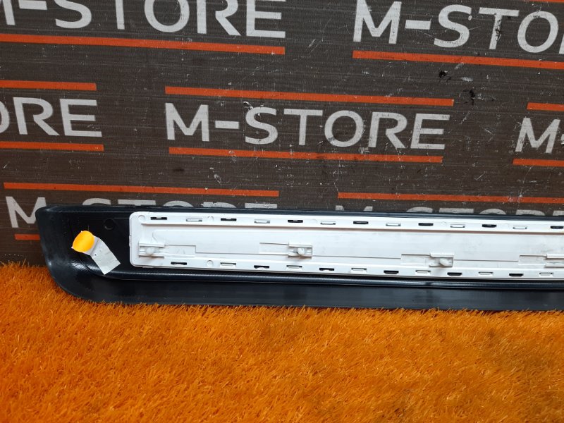 Накладка на порог салона, 350 рублей, Красноярск