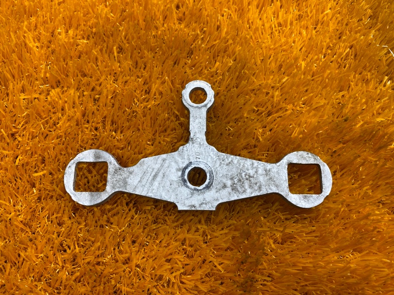 крепление топливной форсунки, 300 рублей, Красноярск