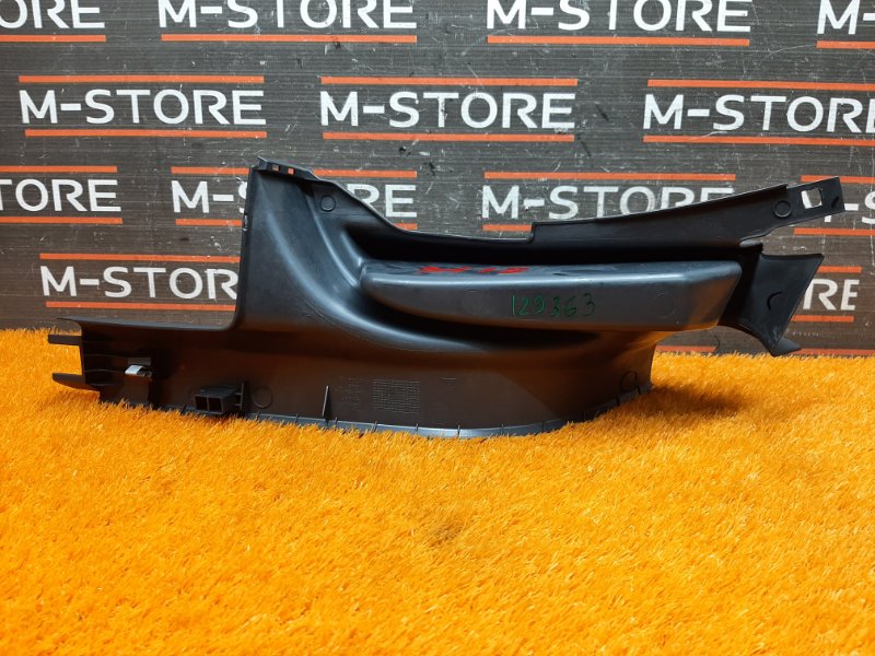 Накладка на порог салона, 350 рублей, Красноярск