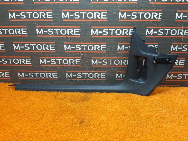 Накладка на порог салона, 350 рублей, Красноярск