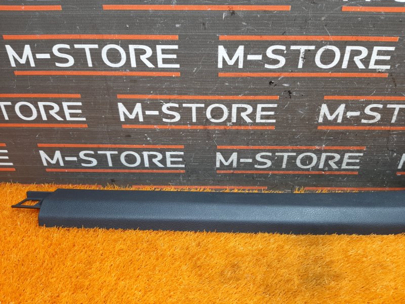 Накладка на порог салона, 350 рублей, Красноярск