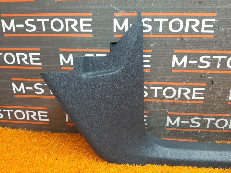 Накладка на порог салона, 350 рублей, Красноярск