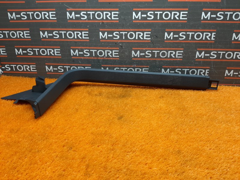 Накладка на порог салона, 350 рублей, Красноярск