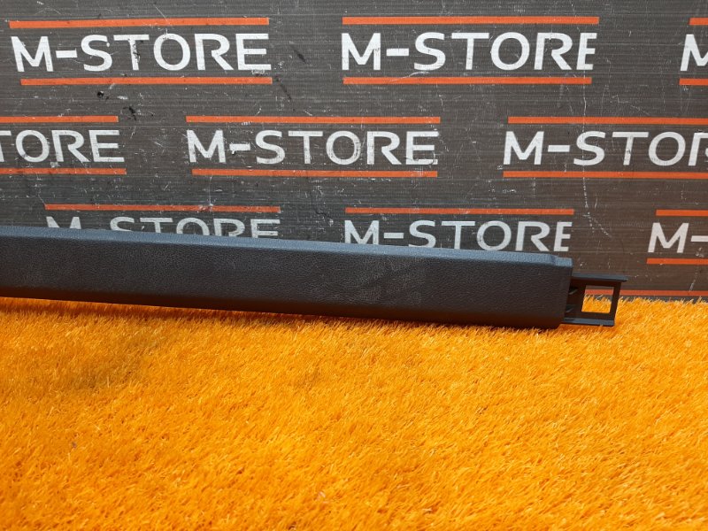 Накладка на порог салона, 350 рублей, Красноярск