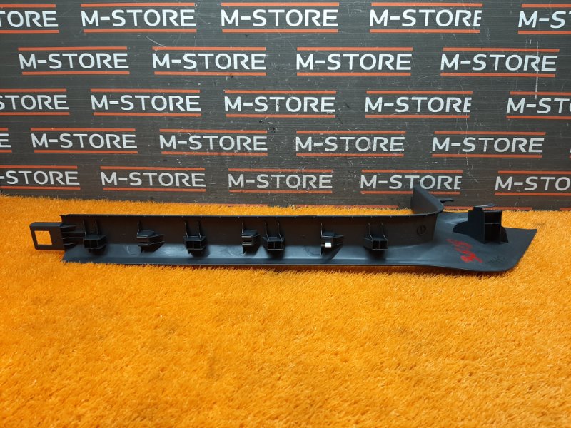 Накладка на порог салона, 350 рублей, Красноярск