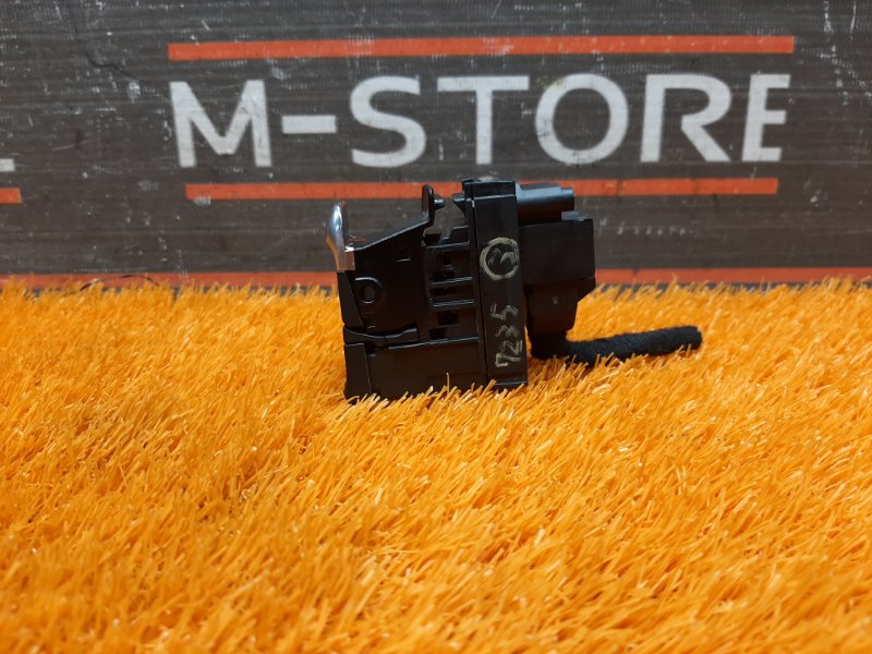 Кнопка стояночного тормоза, 300 рублей, Красноярск