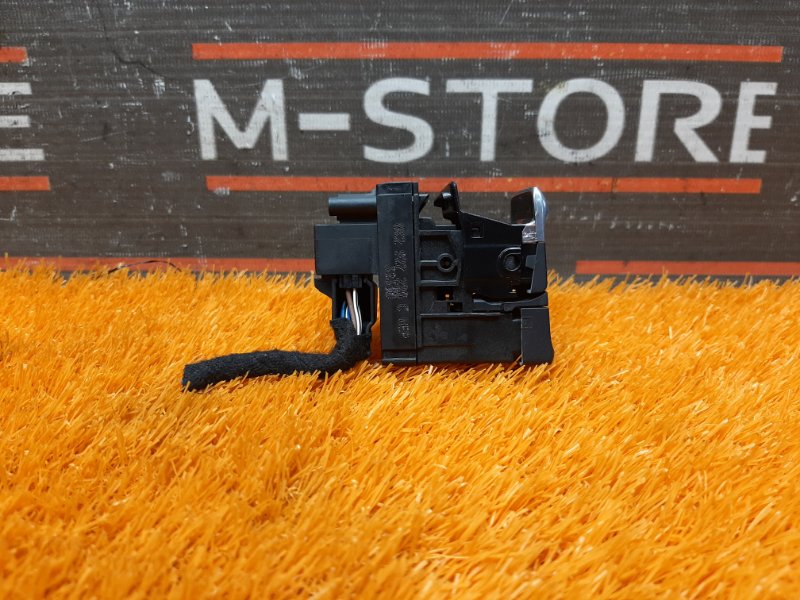 Кнопка стояночного тормоза, 300 рублей, Красноярск