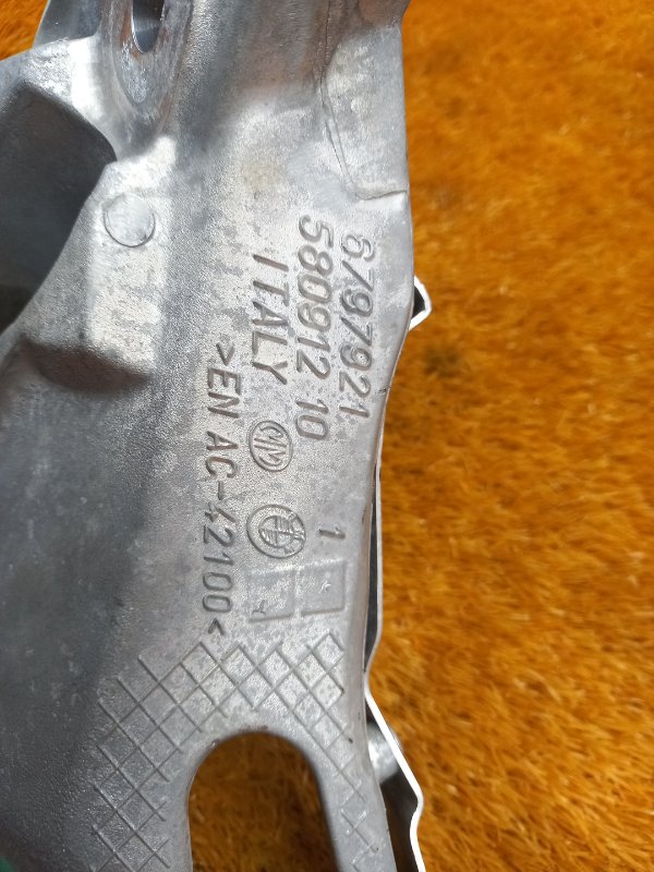 Кронштейн подушки двигателя, 930 рублей, Красноярск