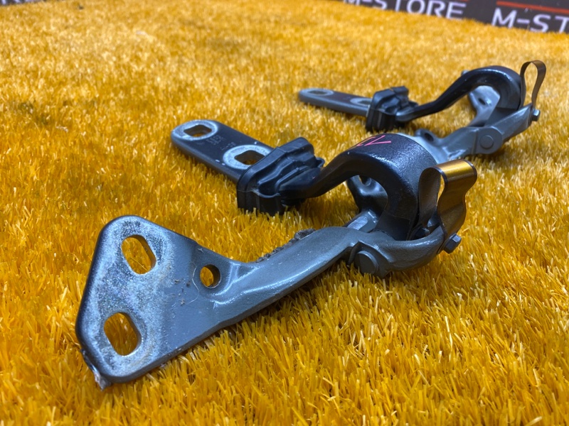 петля багажника, 1290 рублей, Красноярск