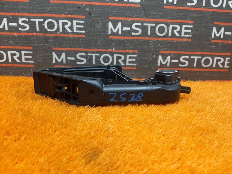 педаль газа, 1000 рублей, Красноярск