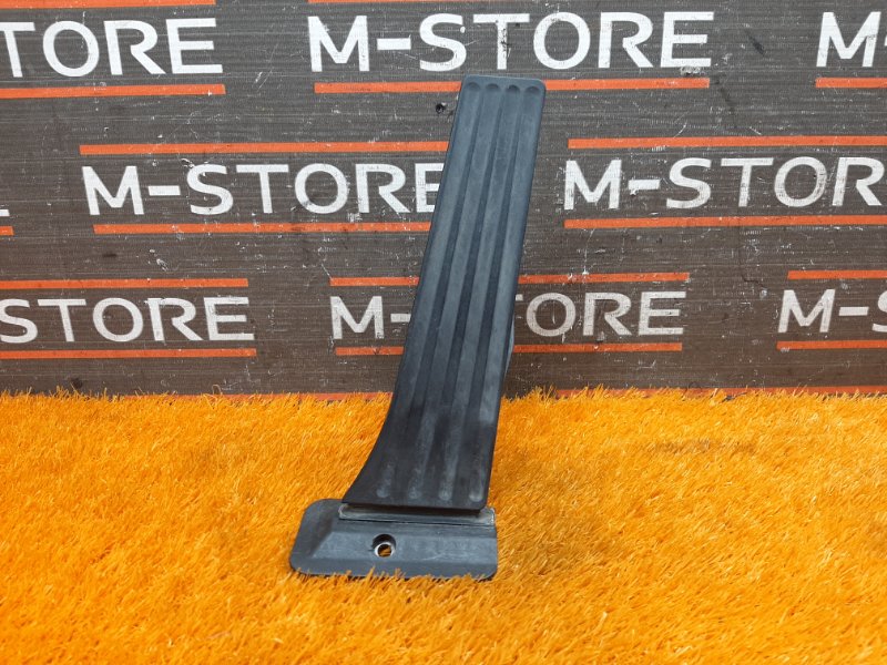 педаль газа, 1300 рублей, Красноярск