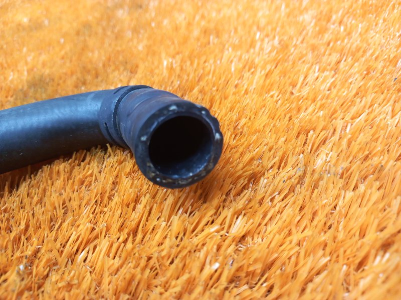 Патрубок системы охлаждения, 300 рублей, Красноярск